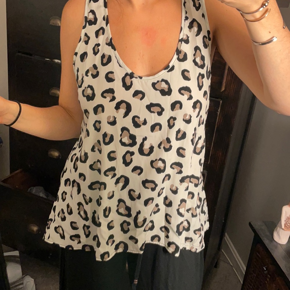 Leopard tank